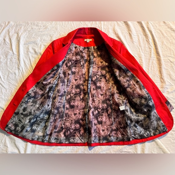 L’altra Moda Women's Red Blazer w Floral Interior and Rolled Cuff Size 42 - Picture 11 of 15